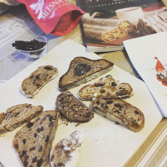 世界のクリスマス菓子を食する会