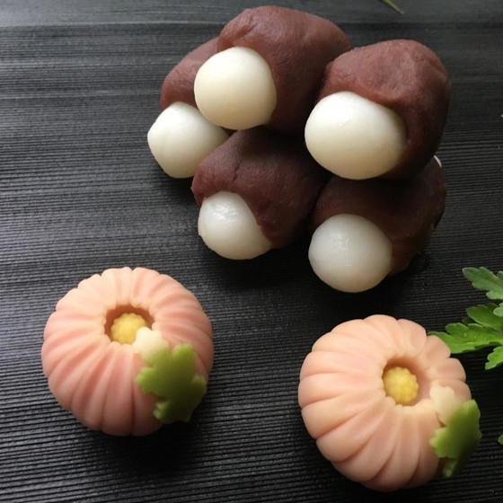 月見団子と毬花（煉り切り製）