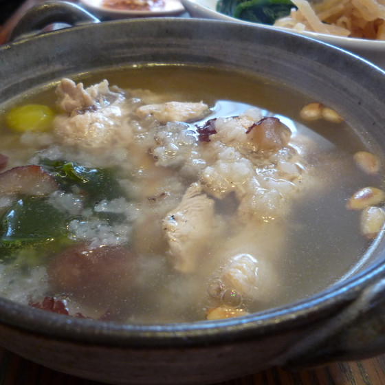 韓国料理でフルコースランチ