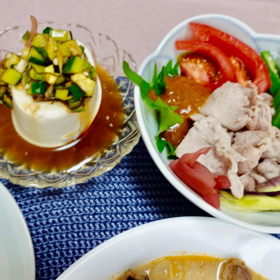 夏野菜たっぷり冷しゃぶ　自家製梅味噌乗せ
