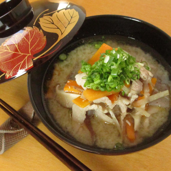 旨味がつまった豚汁の作り方