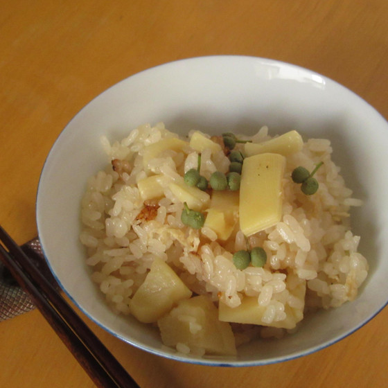 旬を感じる香りと食感を生かした”筍ご飯”の作り方