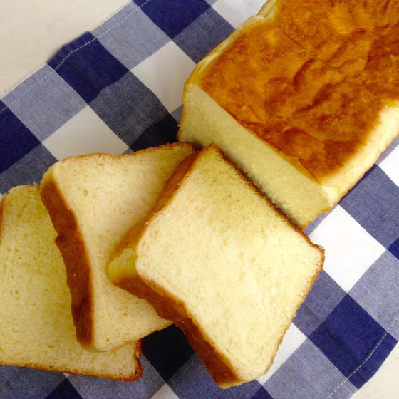 ゴールデン食パンとチーズシフォンと豚まんの会