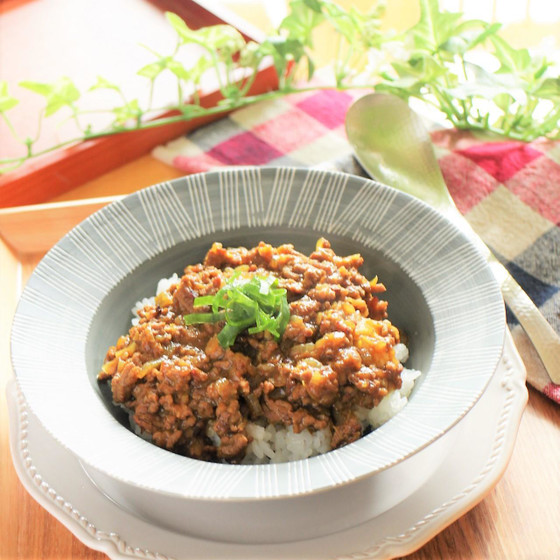 【大人】カレー粉だけで十分美味しい！出汁香る和風カレー