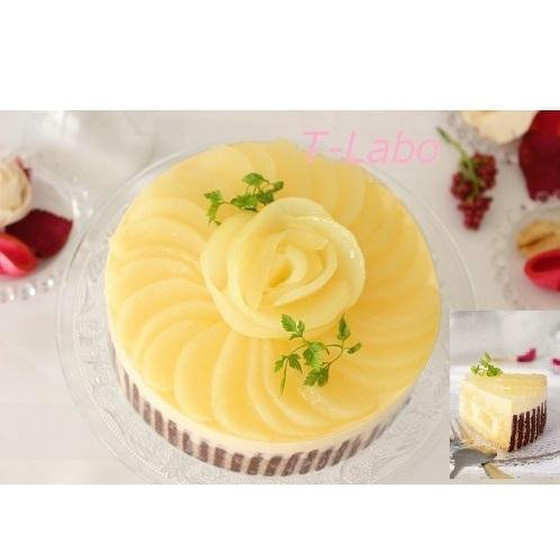 洋梨とキャラメルのお花ケーキ