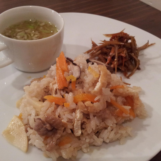 初めてでも安心！料理入門③五目炊き込みご飯