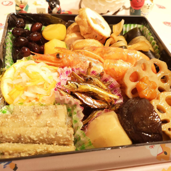 令和初！開運おせち10品お持ち帰り