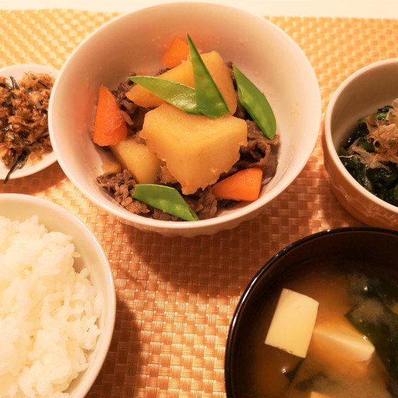 初めてでも安心！料理入門①肉じゃが＆豆腐の味噌汁