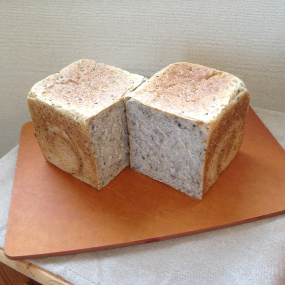 自家製酵母食パン