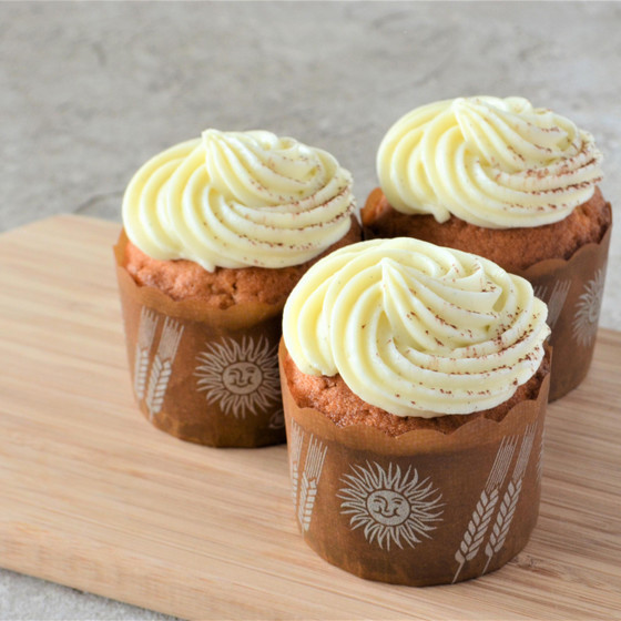 チーズクリームでデコレーション