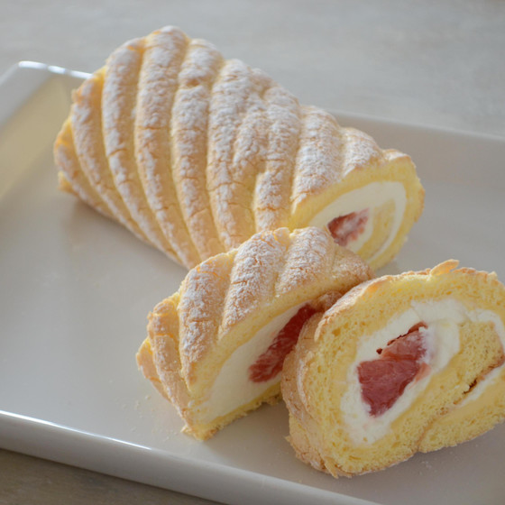 グレープフルーツ
ロールケーキ