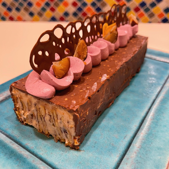 栗とカシスのシューケーキ（新作）