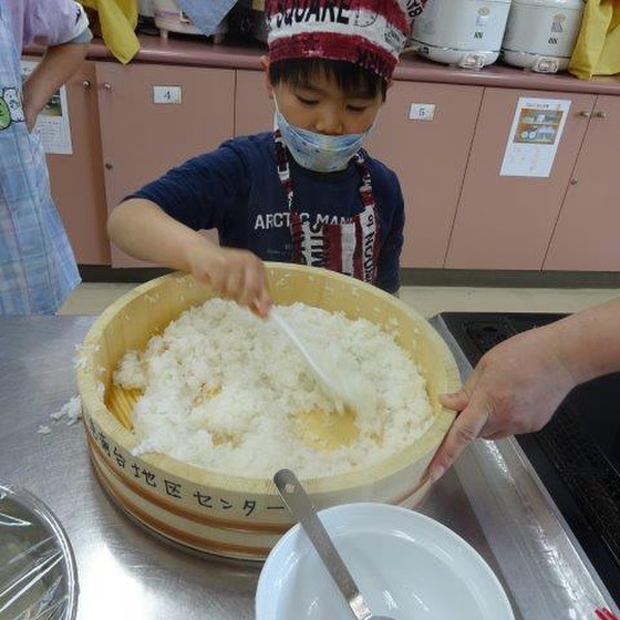 飾り巻きずし作り