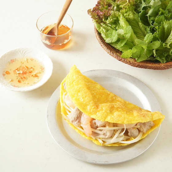 バインセオ・ベトナム風焼きなす・コーヒーと小豆のシェイク