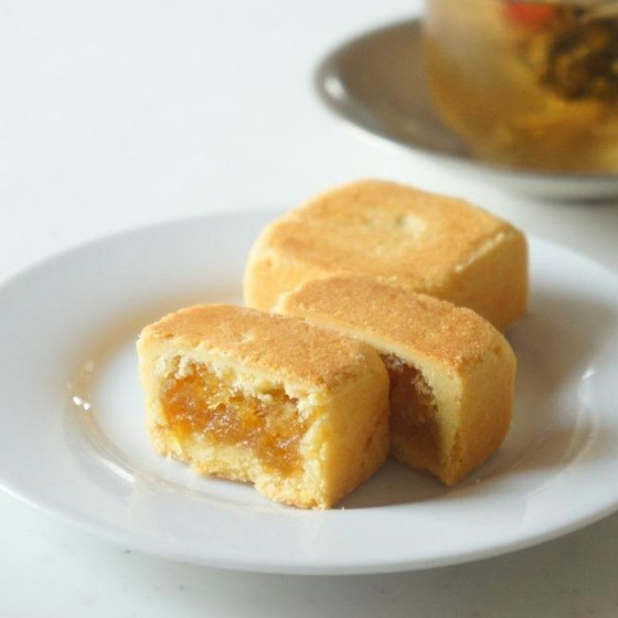 パイナップルケーキ（お持ち帰り）・蒸しハンバーグ・お漬物入り卵焼き・きゅうりのお漬物・茄子の煮浸し・トマト梅酢・ハトムギごはん・お茶