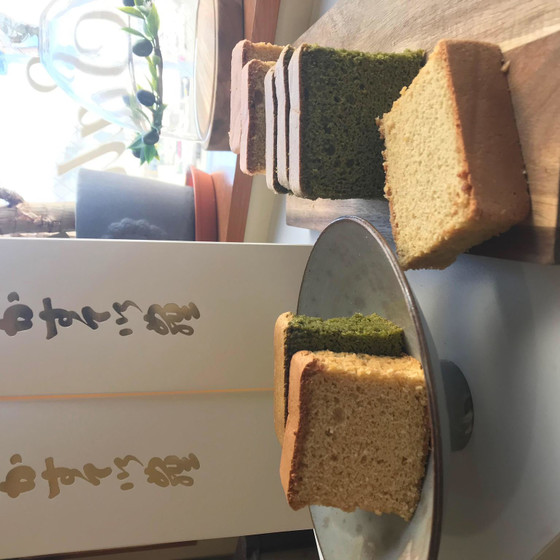 和三盆カステラ・宇治抹茶カステラ　各１斤（土日）
