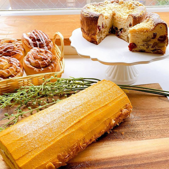 パルメザンとナッツのチーズケーキ　(土日祝)
