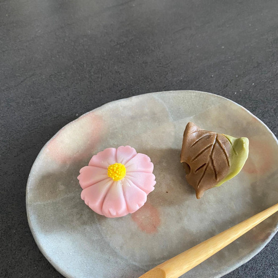 英語で学ぶ秋の練り切り和菓子