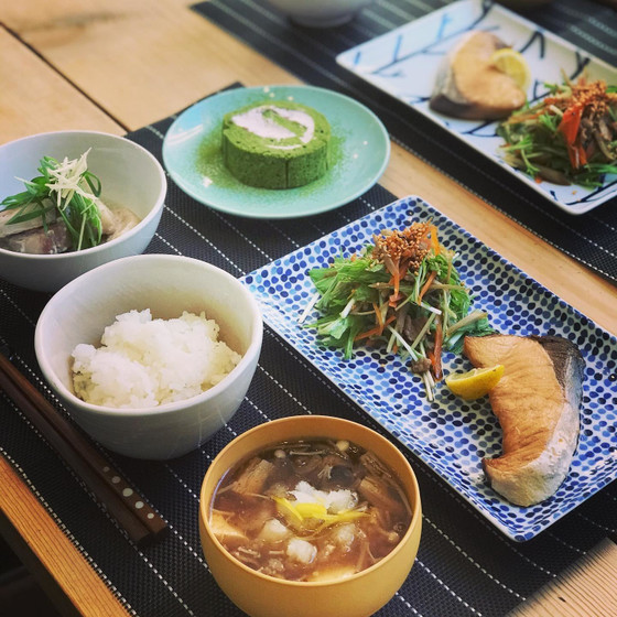 いつものおうちごはん　塩麹蒸し豚とぶりの簡単焼き漬け
