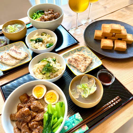 定番台湾ごはん　魯肉飯（ルーローファン）とパイナップルケーキ