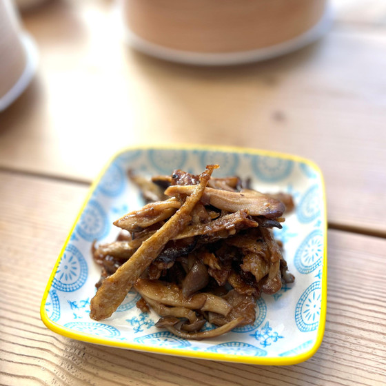 デパ地下デリ風ごぼうといろいろきのこのバルサミコ風味