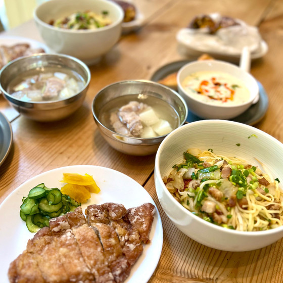台湾　朝から夜まで食べ歩き！