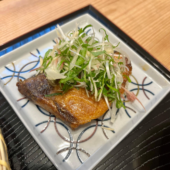 ぶりの照り焼きたっぷり香味野菜