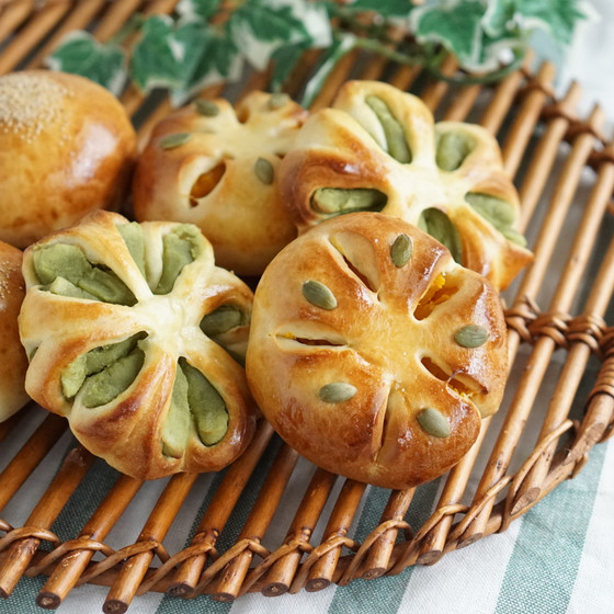 3種の変わり種 あんぱん～抹茶、かぼちゃ、くり～