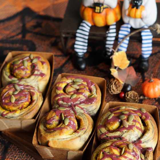 くるくるHalloween Bread