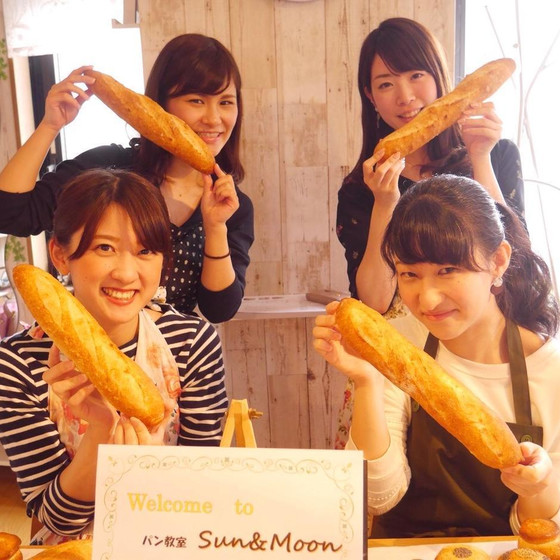 難しいですが、初めての方も大歓迎！フランスパン作りを体験