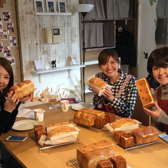 初めての方も大歓迎！フワフワ食パン！どんな型でも焼けるようになります