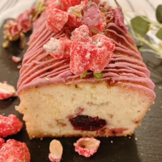 プラリネローズの桜バターケーキ