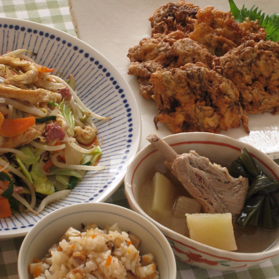 日本のごはん：　沖縄のごはん