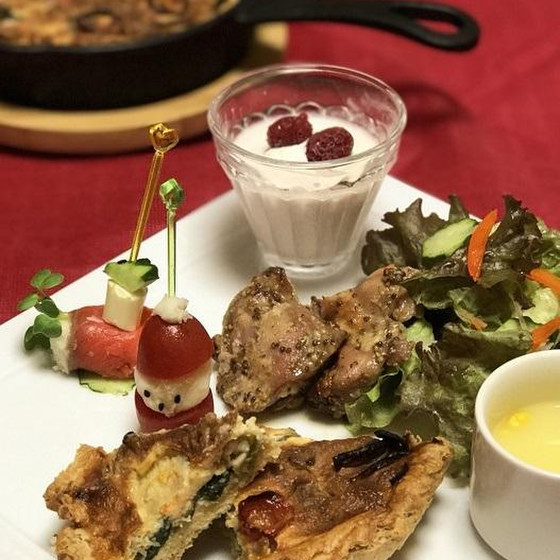 キッシュがメインのプレート料理　<瀬戸教室＞