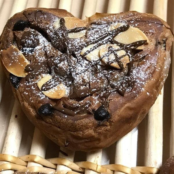 ココアデニッシュチョコハート＆ジャーマンポテトフランス