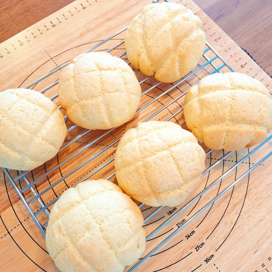サクサクメロンパン