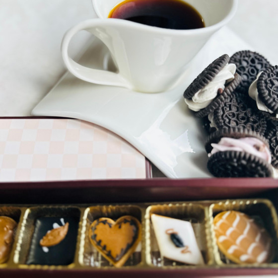 ダブルレッスン！珈琲チョコメレンゲサンド＆チョコ風アイシングクッキーレッスン