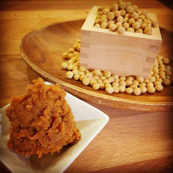 「寒仕込み無添加味噌 作り」
