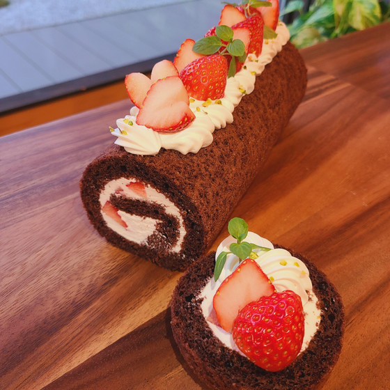 【リクエストレッスン】いちごのショコラロールケーキ