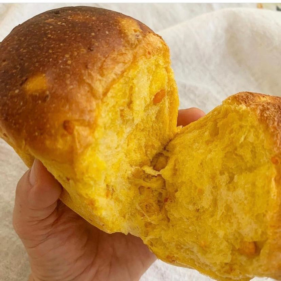 かぼちゃの食パンとミルクフランス