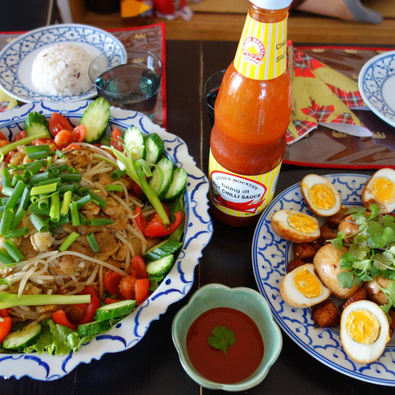 子連れＯＫ！タイ料理初級 牡蠣のお好み焼き＆角煮＆白玉団子