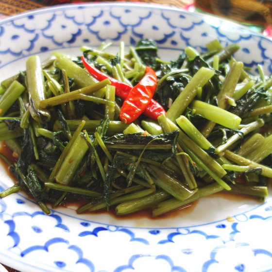 タイ料理入門♪簡単空心菜炒めと、タイ風汁ビーフン