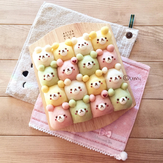 春色くまさんのちぎりパン