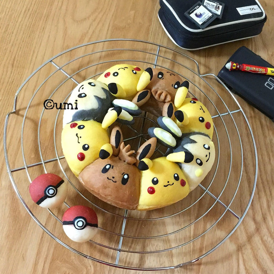 エンゼル型のちぎりパン