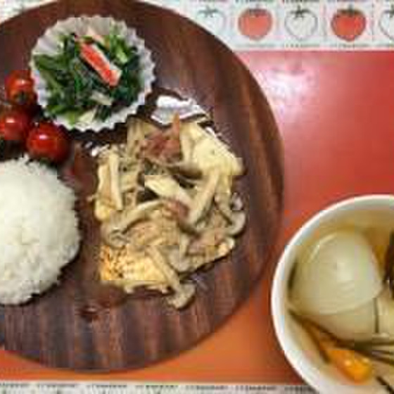 2,5,8,11月　
豆腐or白身魚のきのこソース　