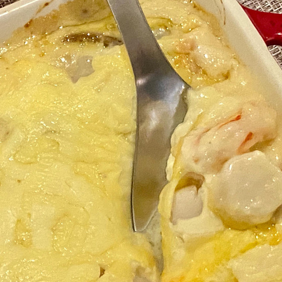 絶品シーフードグラタンと美味しいお料理