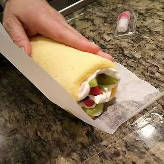 ロールケーキなので作るのも簡単です。