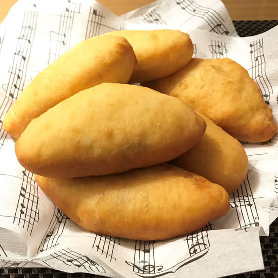 カリッと軽い食感です。