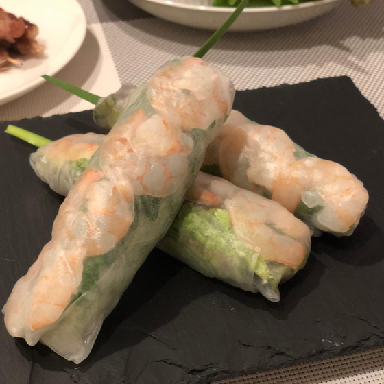 生春巻き、ソースも作ります。お持ち帰り分あり。