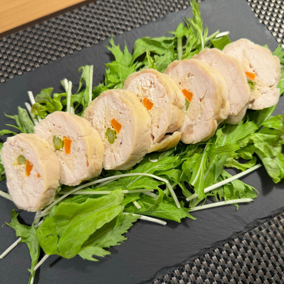 中に入れる野菜の区に合わせによってはXmas料理にも。